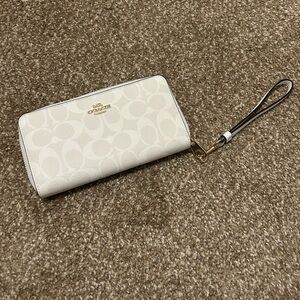 Coach Ivory Signature Wristlet
